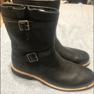 UGG Men’s Jaren Leather Moto Leather Buckle Boots